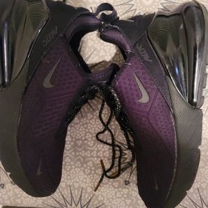 Nike air max 270 black size 4y
